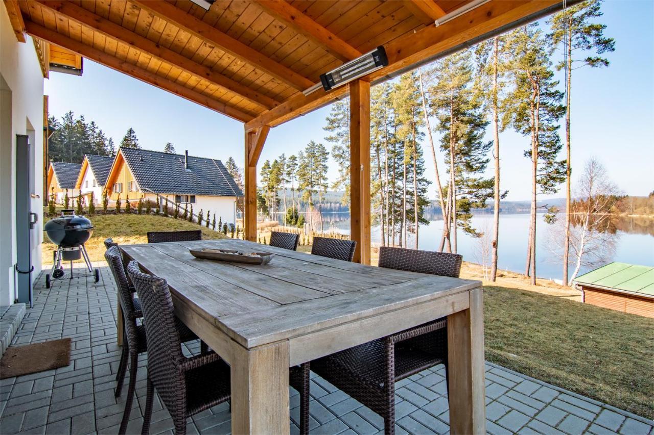 Lipno - Lakeside Village - Vetrnik Фримбурк Екстериор снимка